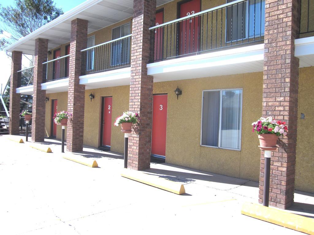 Color Country Motel Panguitch Exterior photo
